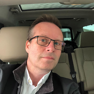 Profile photo of Simon Terrey