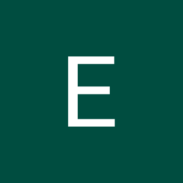 Profile photo of Elle Aus